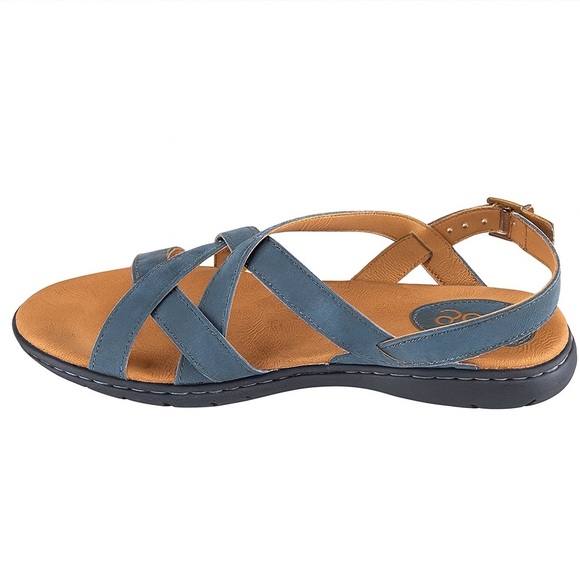 b.o.c Women’s Blue Cross-Cross Sandals Size 9M – Buckle Strap Comfort - Picture 4 of 5